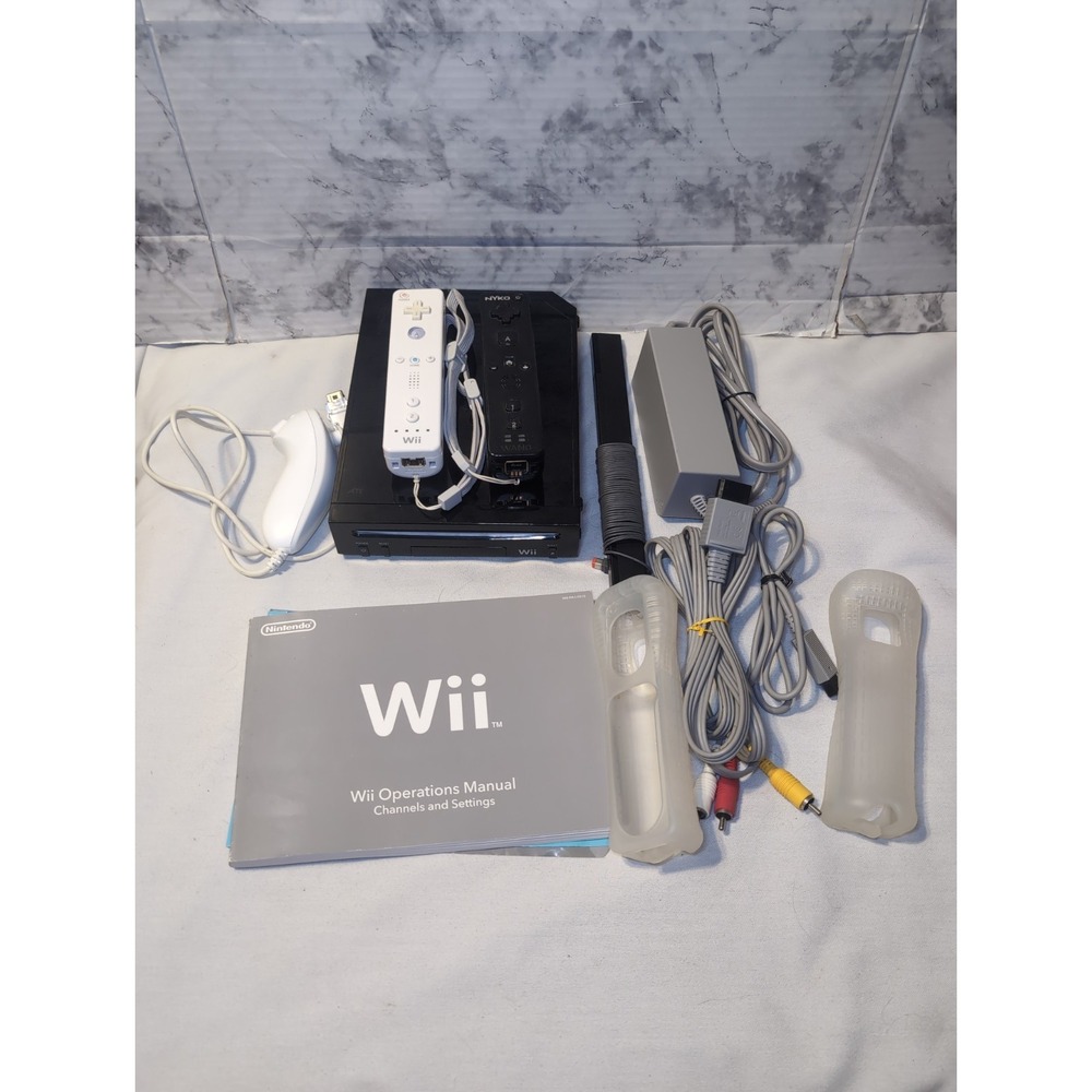 Nintendo Wii RVL-101 Black Video Game Console W/ Controllers & Cords WORKS
